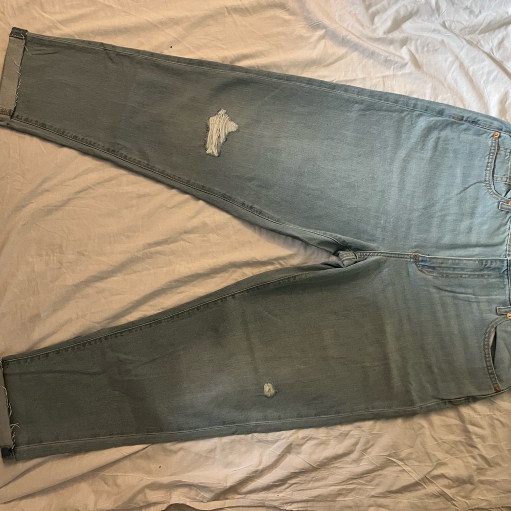 Universal Thread Boyfriend Jeans